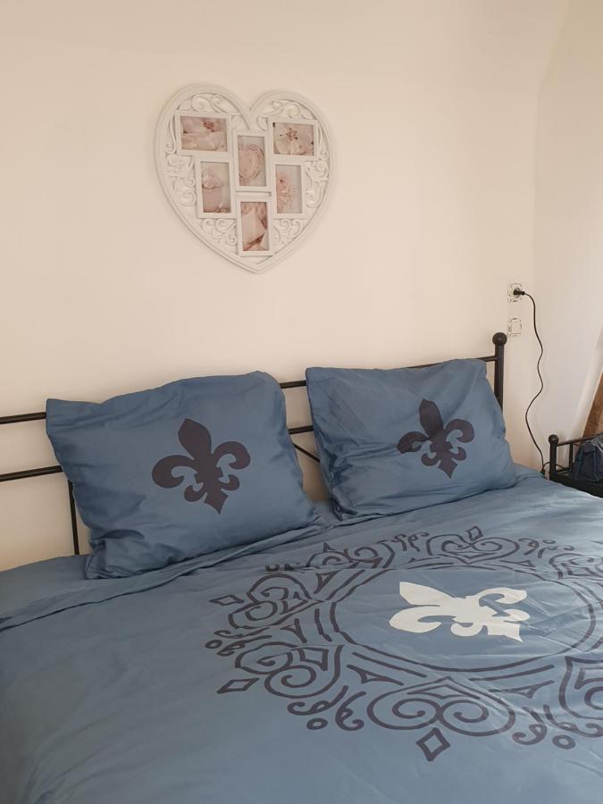 Au Petit Paradis Sainte-Gauburge-Sainte-Colombe 외부 사진