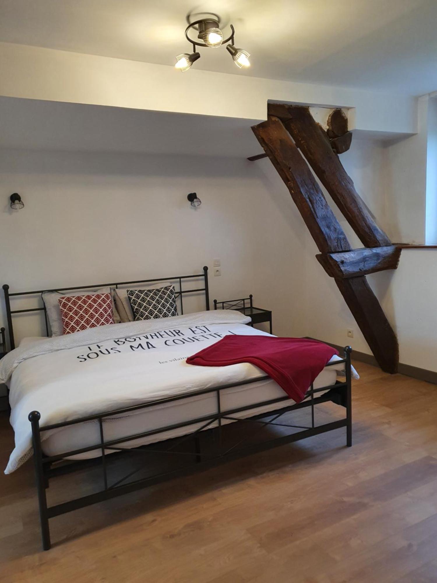 Au Petit Paradis Sainte-Gauburge-Sainte-Colombe 객실 사진